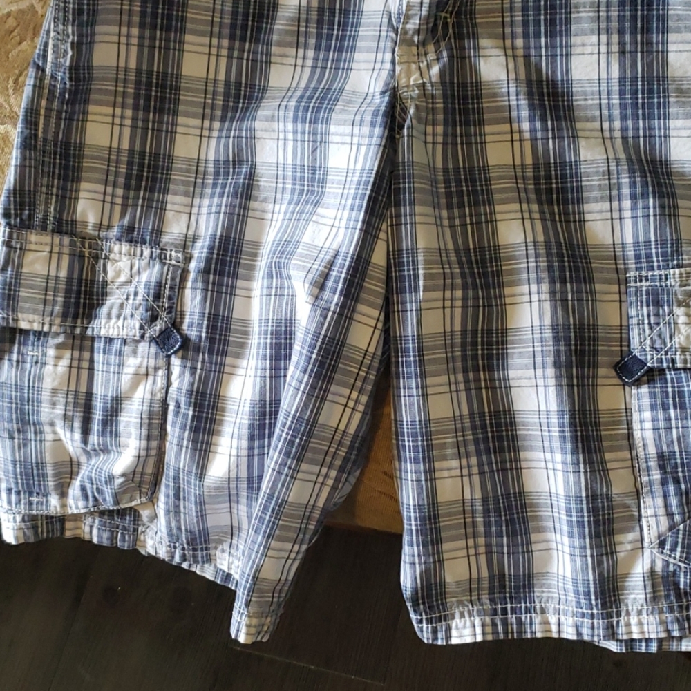Shorts - Picture 2 of 2